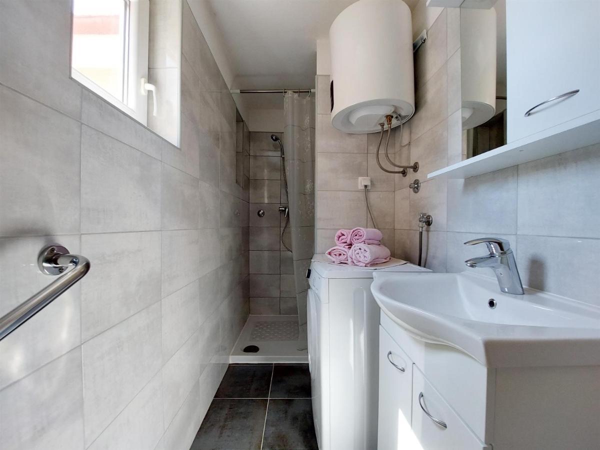 Apartment Tamarut Crikvenica Ngoại thất bức ảnh